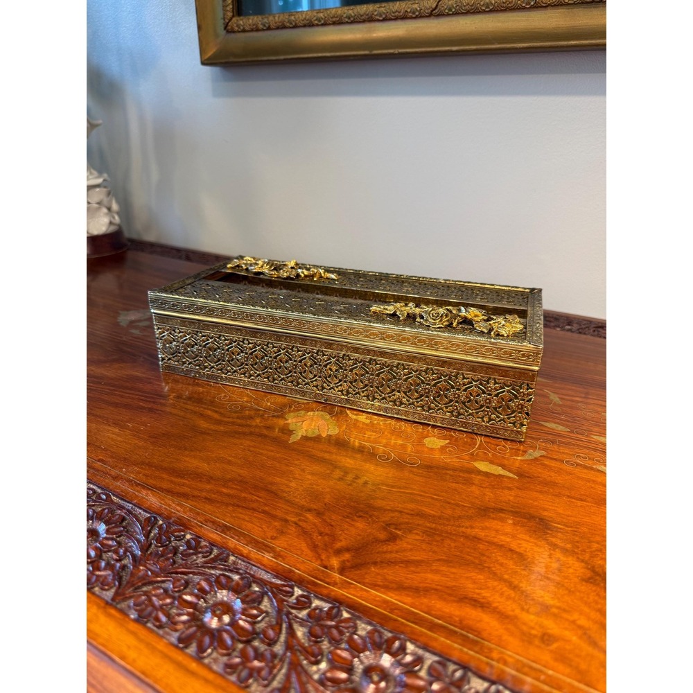 Vintage Filigree Tissue Box Cover with Roses - Picture 7 of 17